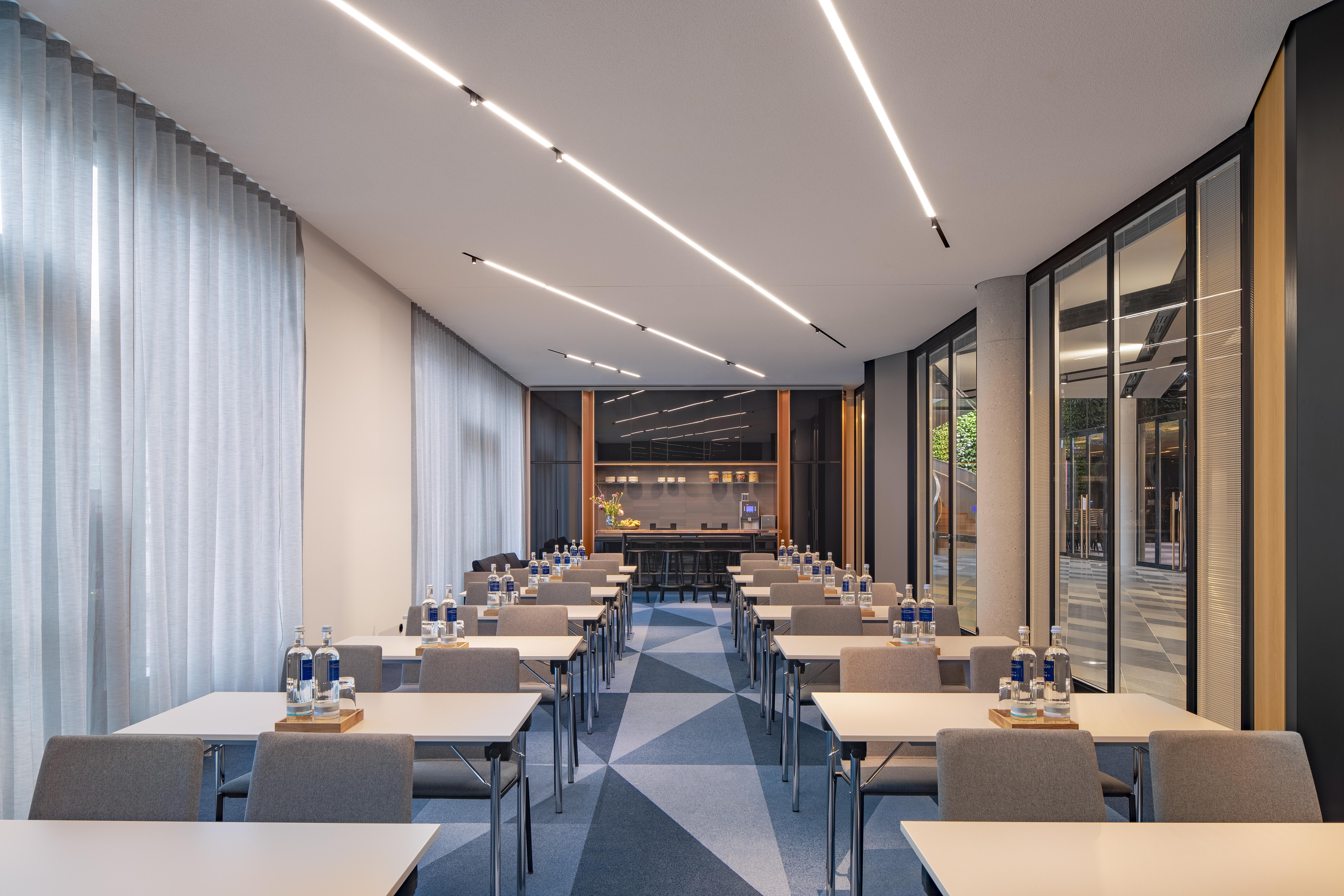 Andaz Munich Schwabinger Tor, By Hyatt Hotel Kültér fotó Meeting room