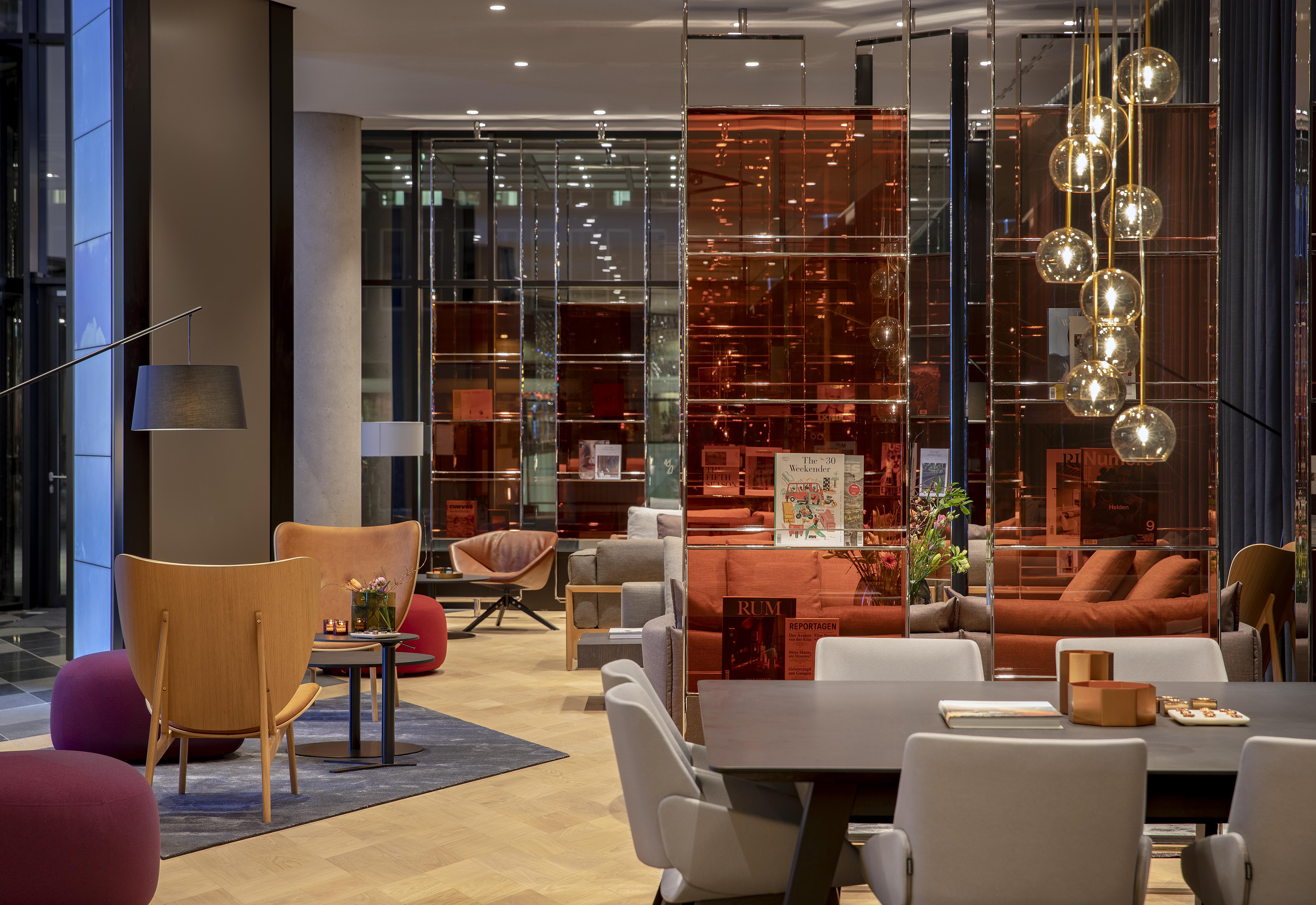 Andaz Munich Schwabinger Tor, By Hyatt Hotel Kültér fotó The lobby of the hotel
