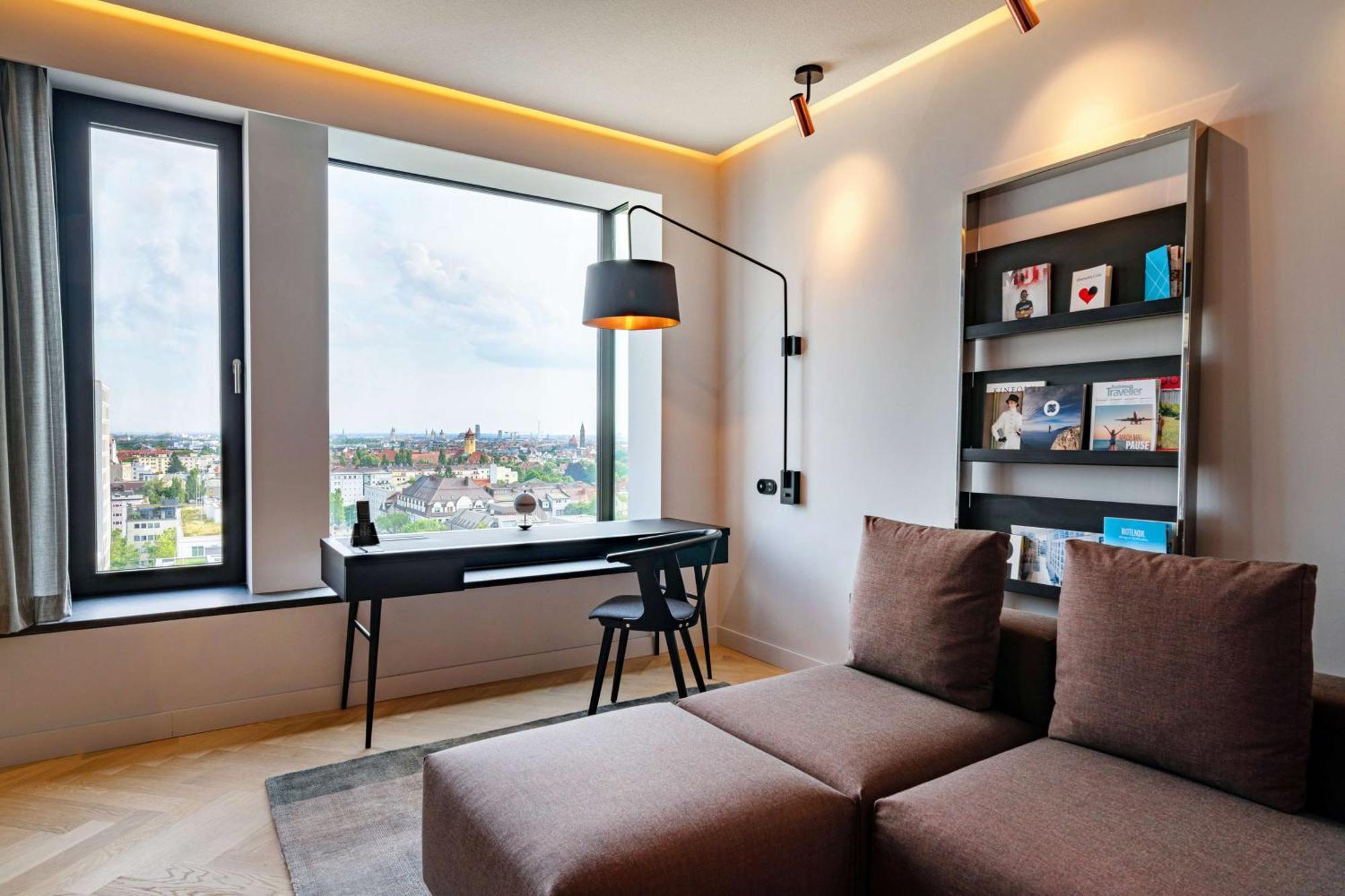 Andaz Munich Schwabinger Tor, By Hyatt Hotel Kültér fotó A room at the hotel