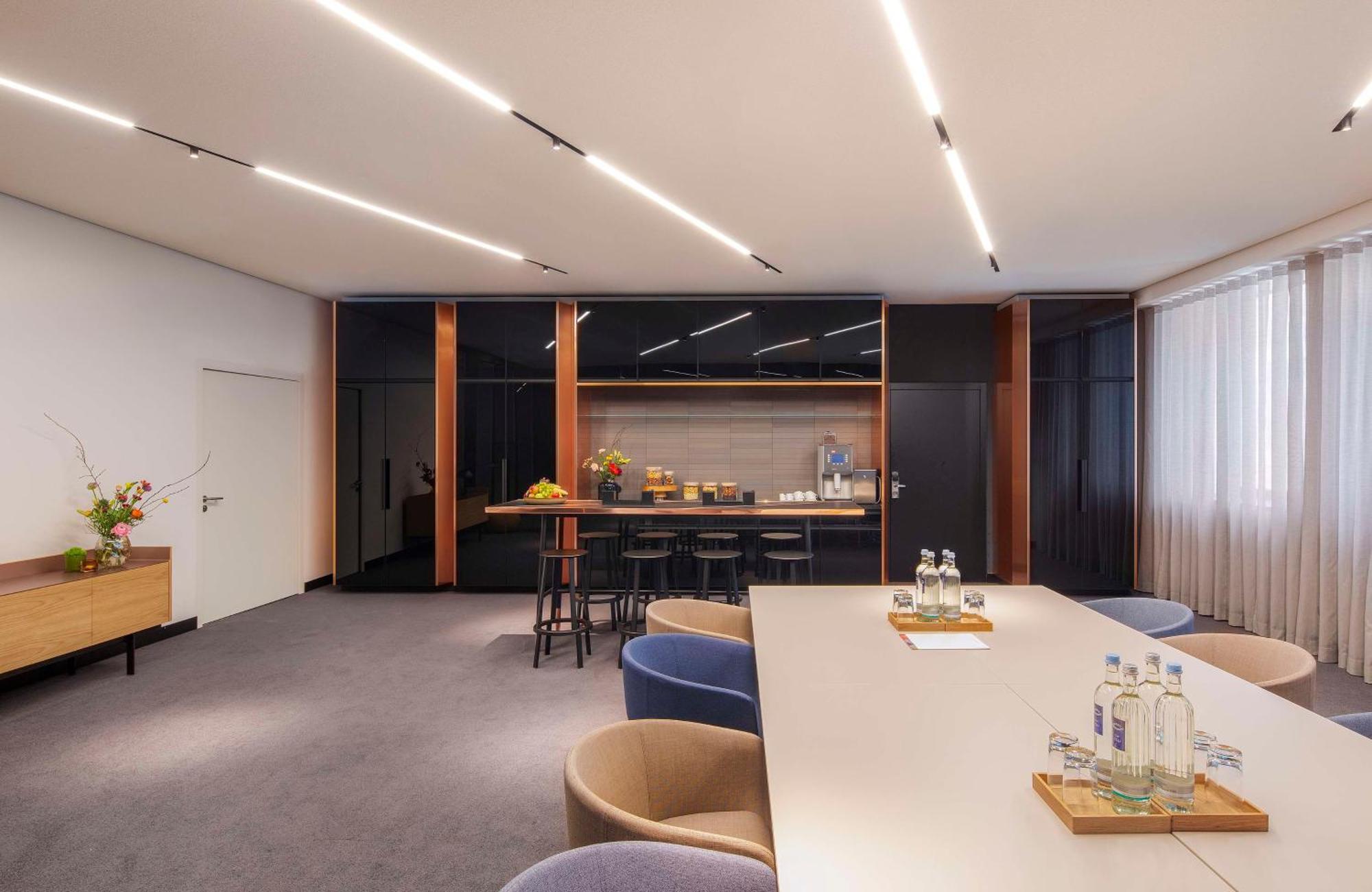 Andaz Munich Schwabinger Tor, By Hyatt Hotel Kültér fotó Meeting room
