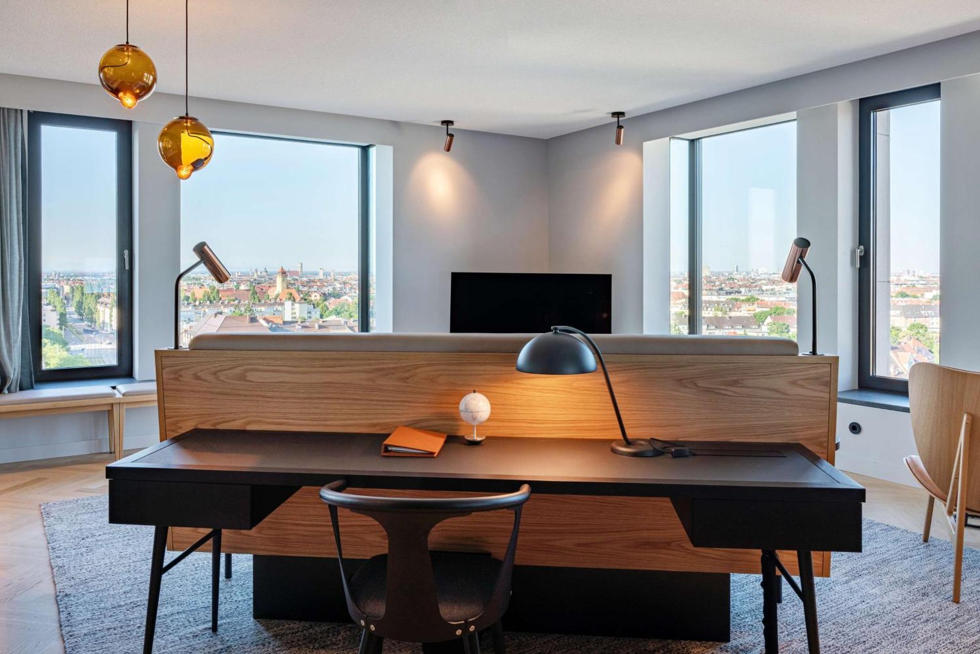 Andaz Munich Schwabinger Tor, By Hyatt Hotel Kültér fotó A work space in a serviced apartment